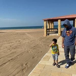 Meet your Posher, Junaid